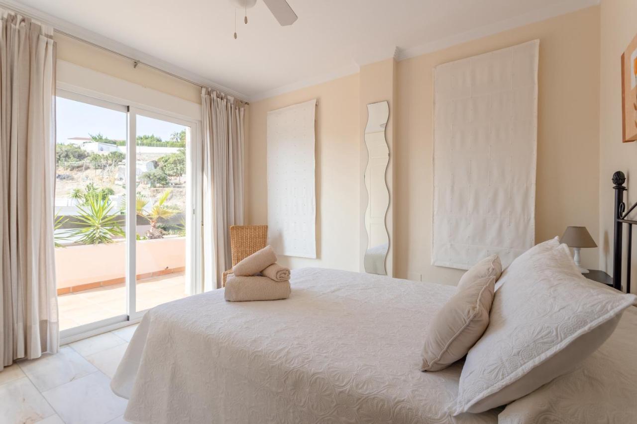 Ibn Sadi8 * Nerja
